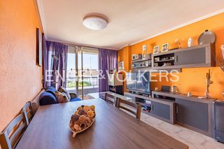 Appartamento in Cunit Residencial. Acogedor apartamento de playa cerca de todos los servicios