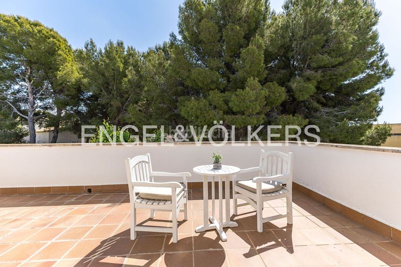Foto 7e6263e7-11d0-4ce7-96b1-47ea92a6d213. Casa amb calefacció aparcament piscina a Mas Mel Calafell