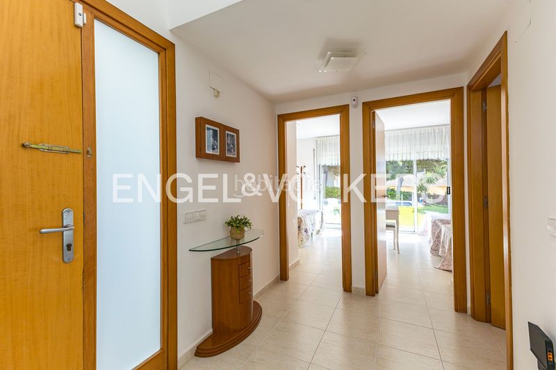 Foto 84e6e335-7347-4de2-8824-6a8d405e7448. Casa amb calefacció aparcament piscina a Mas Mel Calafell