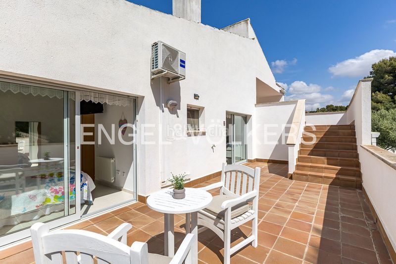 Foto b8bf5425-139f-4eb8-b127-299af8833744. Casa amb calefacció aparcament piscina a Mas Mel Calafell