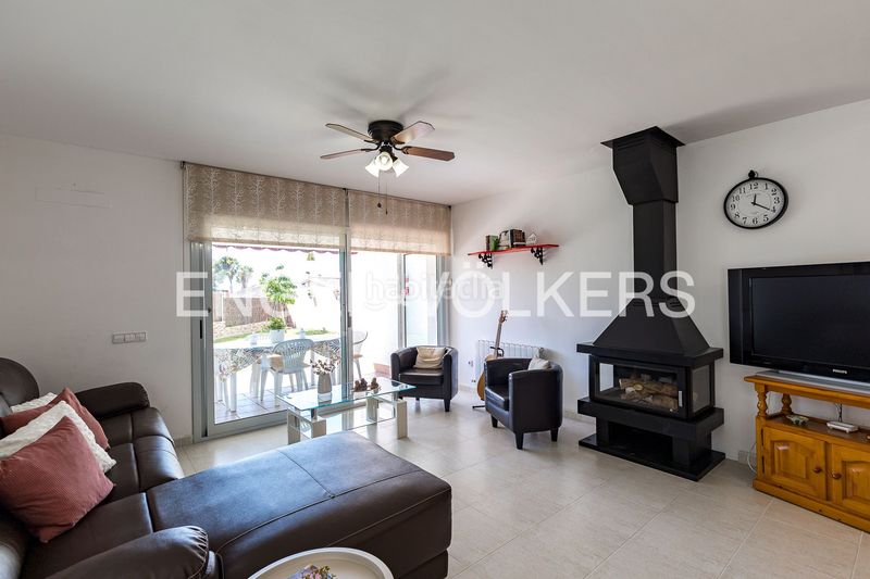 Foto d9e0c8ec-f683-4a5f-bbc8-9f187d2d55aa. Casa amb calefacció aparcament piscina a Mas Mel Calafell