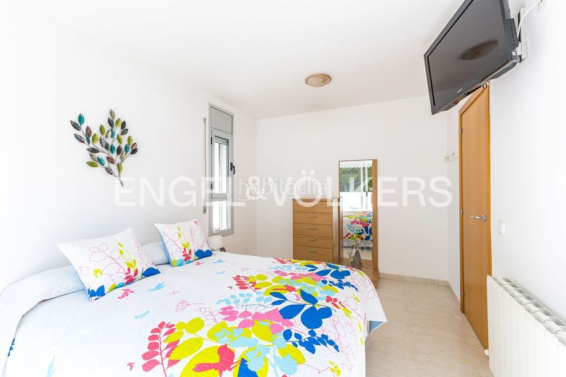 Foto ed2331aa-1dbe-4947-9c22-f65b389604f6. Casa amb calefacció aparcament piscina a Mas Mel Calafell