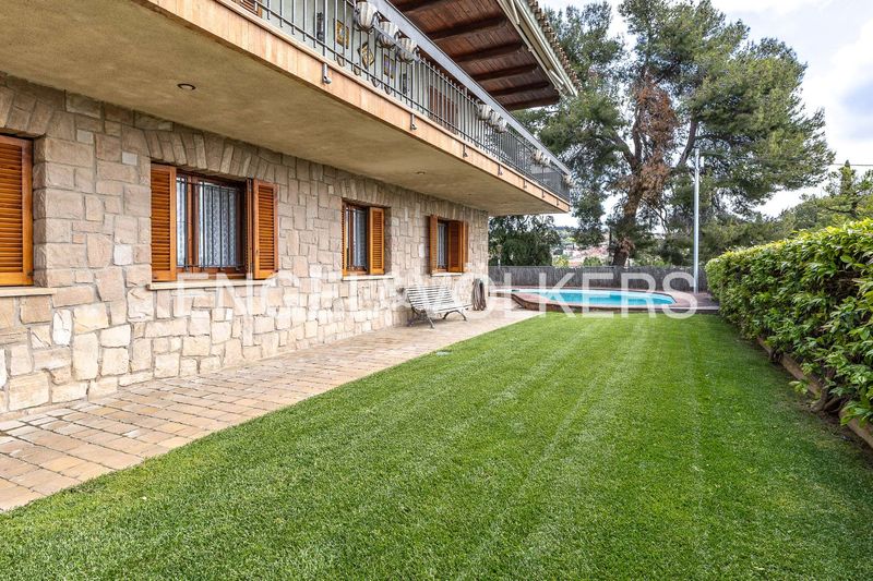 Foto 89a1e9bf-d016-4164-be17-b04a7219a5bf. Casa amb calefacció aparcament piscina a Sant Feliu de Codines