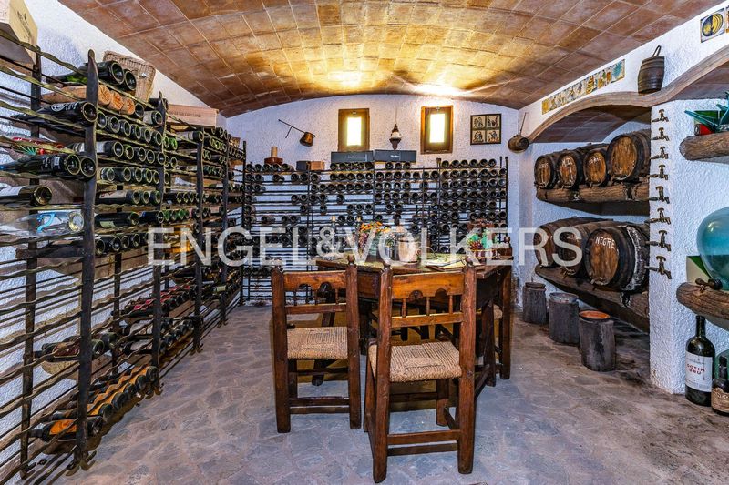 Foto a2b41886-5208-4b2b-9ebb-8feeea1ffeae. Casa amb calefacció aparcament piscina a Sant Feliu de Codines