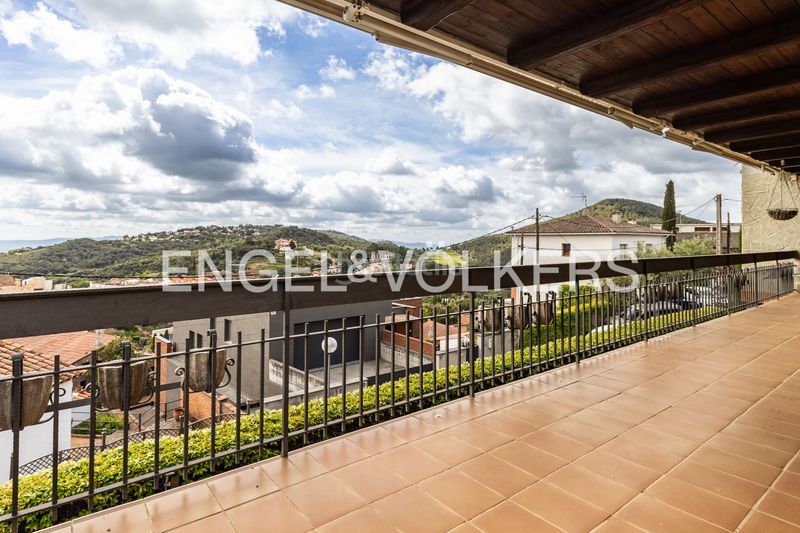 Foto d459ee92-c6cb-483f-9ec6-06f2cd0b0b5d. Casa amb calefacció aparcament piscina a Sant Feliu de Codines
