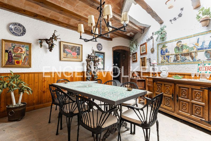 Foto f8f3be1e-aad1-402b-80bd-72dfcdbf91af. Casa amb calefacció aparcament piscina a Sant Feliu de Codines