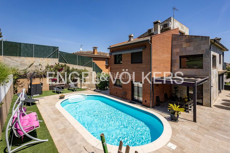 Foto 2ae85426-d900-4be7-ae76-f114f6fe5dab. Casa amb calefacció piscina a Masquefa