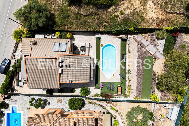 Foto 6f9043bb-a629-4714-a3b3-8202f65aa401. Casa amb calefacció piscina a Masquefa