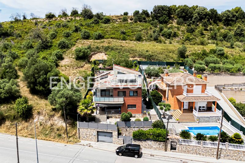 Foto 7d016c4a-903d-437b-81ce-32eb3f772520. Casa amb calefacció piscina a Masquefa
