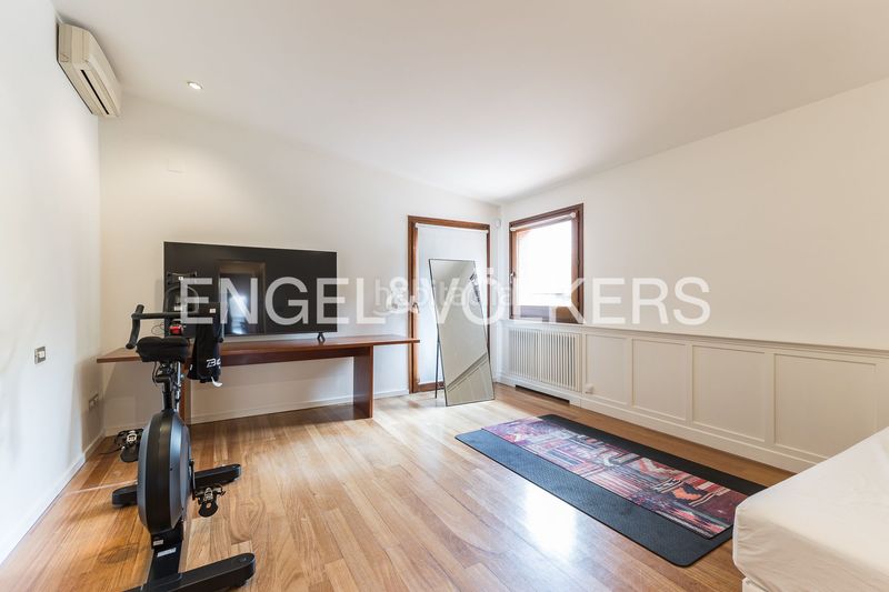 Foto d8d4529b-32f5-4099-ba4d-76f3b1630359. Casa amb calefacció aparcament piscina a Vallvidrera - Tibidabo - Les Planes Barcelona