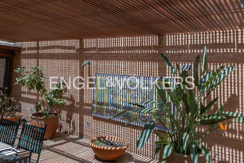 Foto e13e04bb-92d9-4e6a-88d6-66cb1da9c60c. Casa amb calefacció aparcament piscina a Vallvidrera - Tibidabo - Les Planes Barcelona