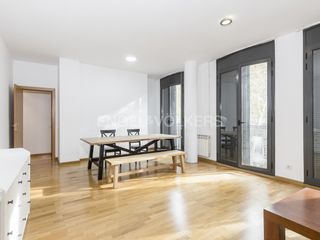 Miete Etagenwohnung in La Nova Esquerra de l´Eixample. Luminoso apartamento temporal en gran via