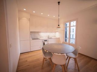 Lloguer Pis a Gòtic. Maravilloso piso en plaza vila de madrid   disponible 14 726