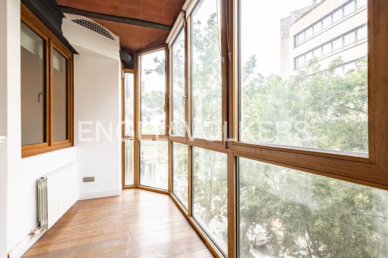 Foto b3ee8ded-1973-4f5d-8e01-9d1127dcd242. Pis amb calefacció a Dreta de l´Eixample Barcelona