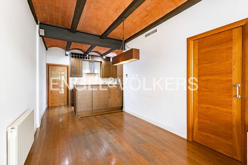 Foto ce7ae06a-670d-4062-a763-8819d4d30322. Pis amb calefacció a Dreta de l´Eixample Barcelona