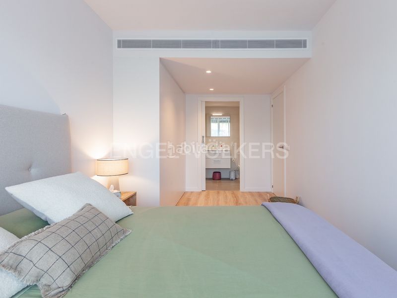 Foto 525bc222-5466-4d82-8b0f-1fe57909fb4c. Rent ground floor with heating parking pool in La Plana Sitges