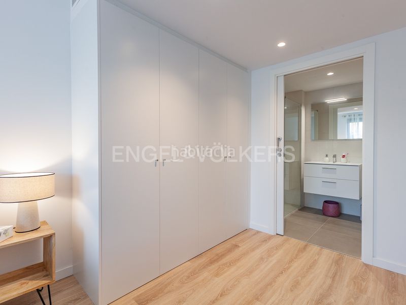 Foto 738e57e6-3a06-4684-9098-113f31285695. Rent ground floor with heating parking pool in La Plana Sitges