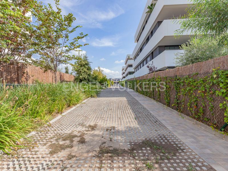 Foto 9dd3733f-5bca-438e-9cc6-d9d6c159687b. Rent ground floor with heating parking pool in La Plana Sitges