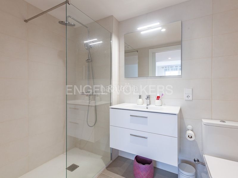 Foto db055cf1-b135-4cc6-be7f-206f0dd5e6e5. Rent ground floor with heating parking pool in La Plana Sitges