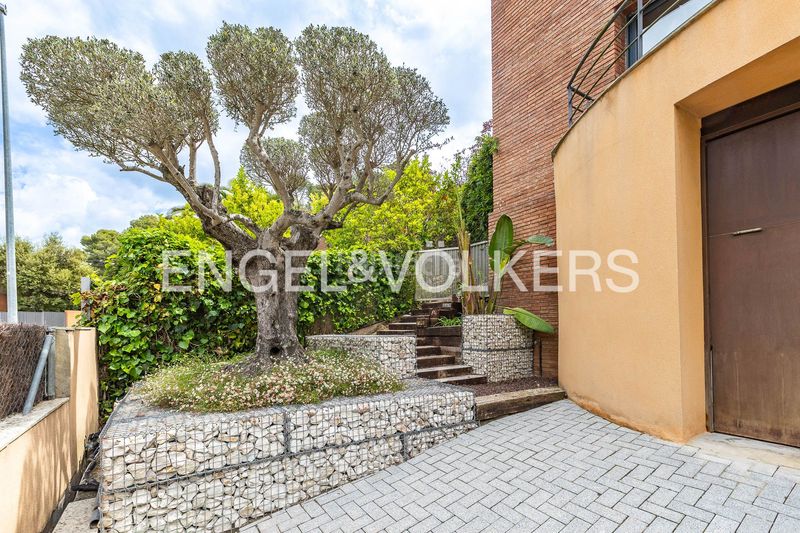 Foto 92ea6a01-35de-449e-929a-180d1ef0a668. Casa amb calefacció aparcament piscina a Matadepera
