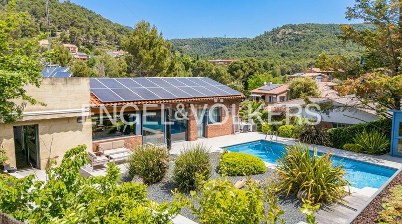 Foto d3237b84-d3ad-4723-a92e-62782e196a49. Casa amb calefacció aparcament piscina a Matadepera
