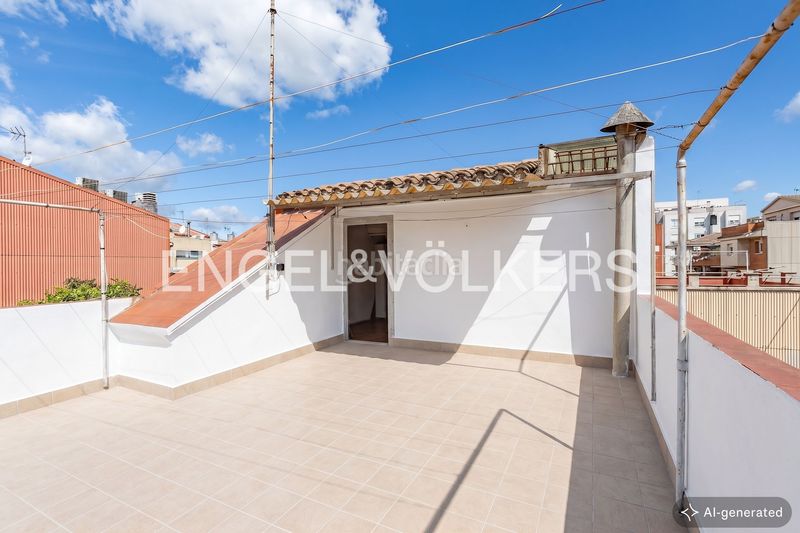 Foto 1f9bec49-3881-4574-a97c-5e998a2abb37. Casa amb calefacció a Ca n'Aurell Terrassa