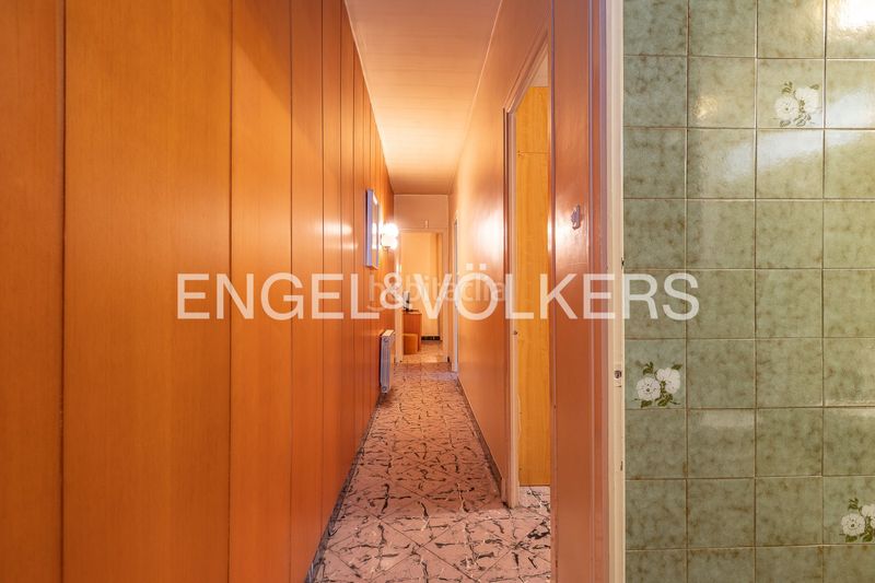 Foto c7f29096-8782-45c3-bacc-374b8a8705e0. Casa amb calefacció a Ca n'Aurell Terrassa