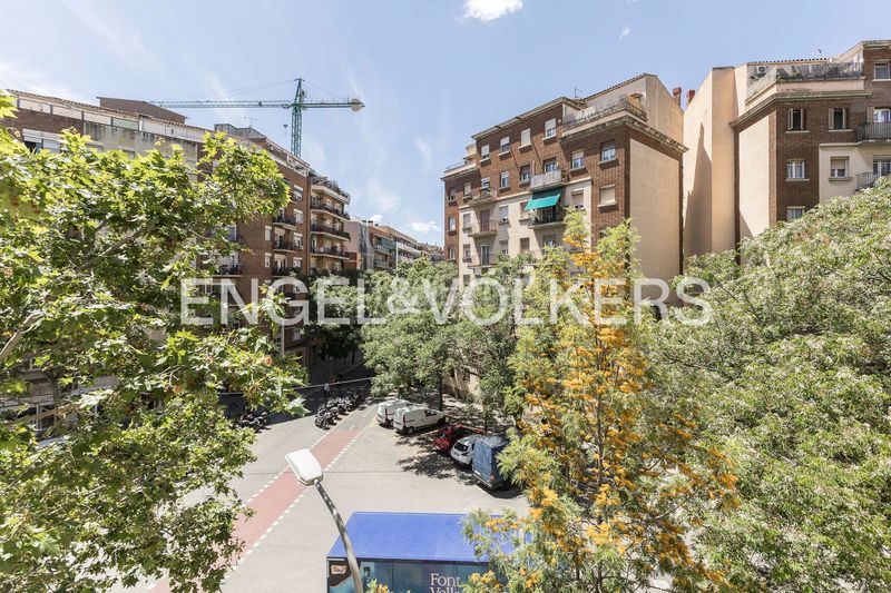 Foto 6225a2da-131c-44b3-99b3-24e25aef658b. Pis amb calefacció a Navas Barcelona