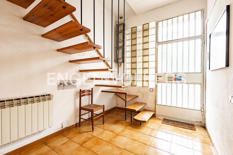Foto 4a871be9-23ba-4845-a2d6-10e6d857c969. Casa amb calefacció a Finestrelles Esplugues de Llobregat