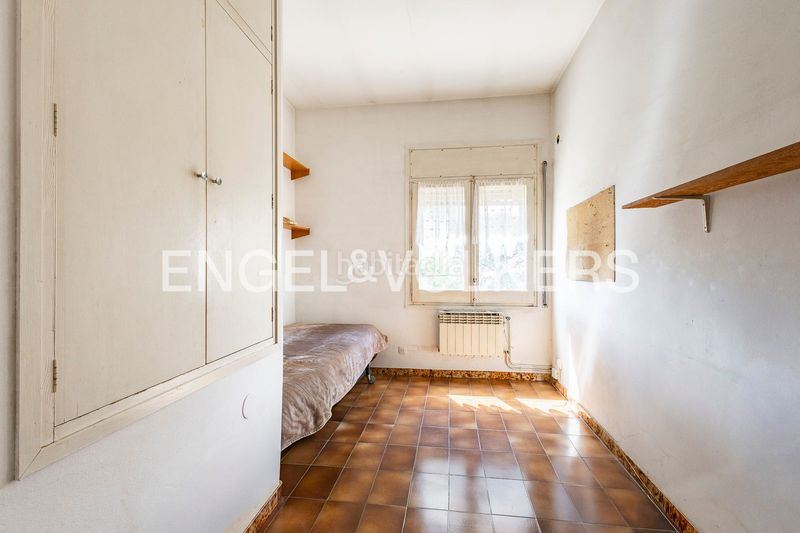 Foto a9b01d9f-d76e-40e8-b75f-5b079c4ae57e. Casa amb calefacció a Finestrelles Esplugues de Llobregat