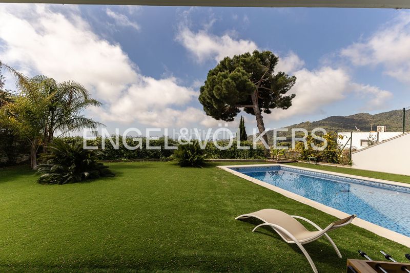 Foto cea79866-ede6-4252-b451-4ec048e32adb. Casa amb calefacció aparcament piscina a Vilassar de Dalt