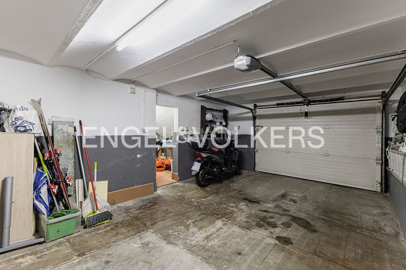 Foto 34ba15e6-c8f3-408a-8a85-3abf6587080d. Casa amb calefacció aparcament a Putget - Farró Barcelona
