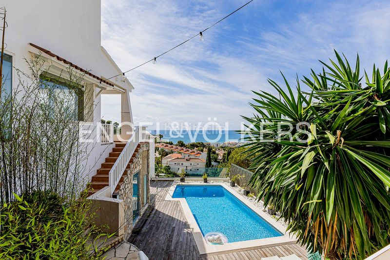 Foto 12d07556-957a-40a3-be04-adbeff4b441e. Casa amb calefacció aparcament piscina a Levantina - Montgavina - Quintmar Sitges