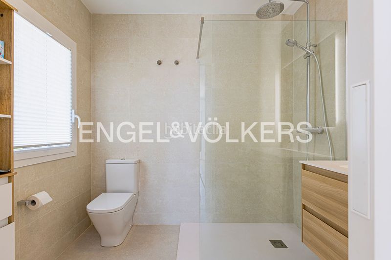 Foto f2115dda-942e-47cc-a4cf-f2dd78987c41. Casa amb calefacció aparcament piscina a Levantina - Montgavina - Quintmar Sitges