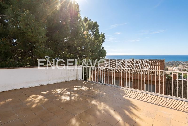 Foto 347238f0-58e6-493d-a979-217e9b69164b. Casa amb calefacció aparcament piscina a Vilassar de Dalt