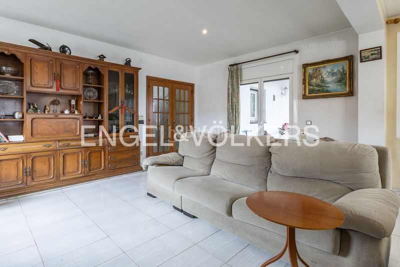 Foto 4818a79b-43ef-4706-8401-73f60c6c8964. Casa amb calefacció aparcament piscina a Vilassar de Dalt