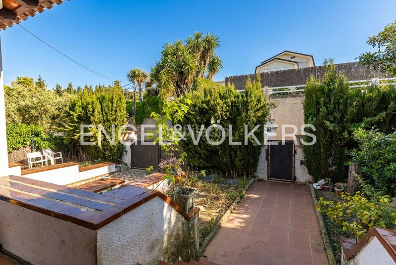 Foto 83352c53-fef4-44d1-98fe-fc252da7e40a. Casa amb calefacció aparcament piscina a Vilassar de Dalt