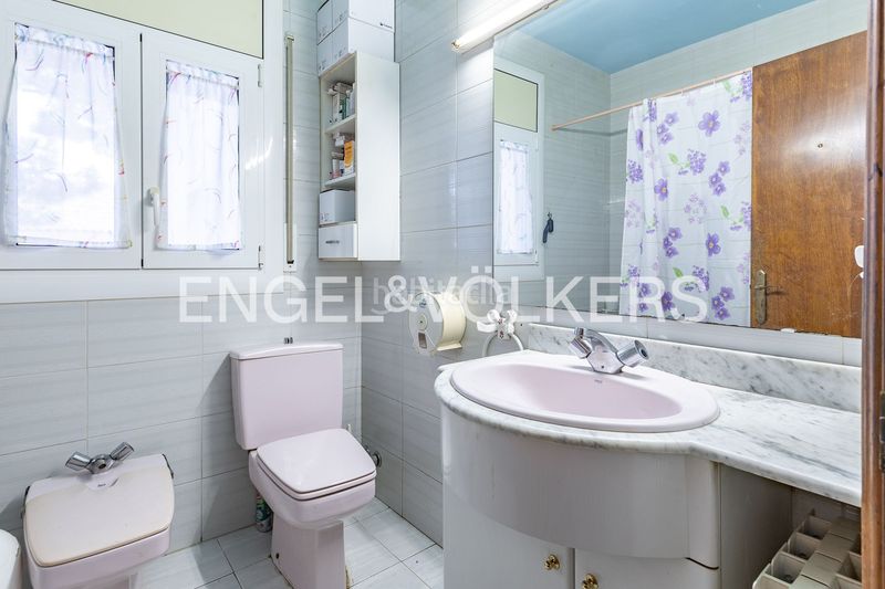 Foto 8dcaaae2-1770-4a83-89ef-de8ebe3b4a77. Casa amb calefacció aparcament piscina a Vilassar de Dalt