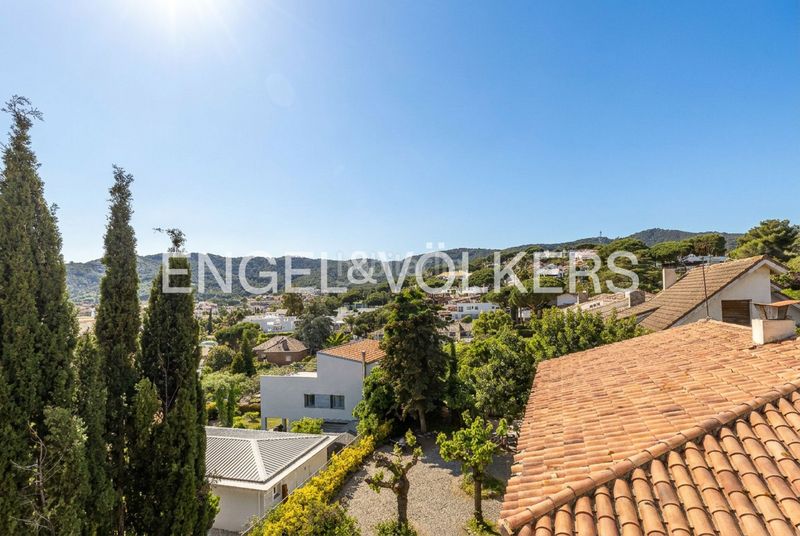 Foto a6b2b5b3-7f26-4d63-8dce-be7e96e6e215. Casa amb calefacció aparcament piscina a Vilassar de Dalt