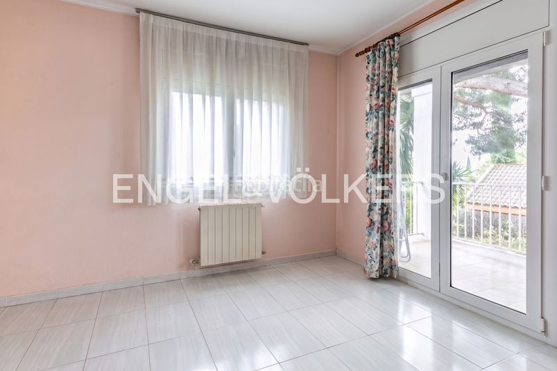 Foto c9568c7f-2e87-4928-8965-86433792c562. Casa amb calefacció aparcament piscina a Vilassar de Dalt
