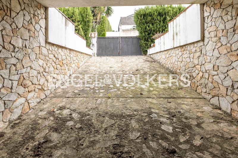 Foto f8c7a2d4-64aa-45e8-bb11-a0b5401353c4. Casa amb calefacció aparcament piscina a Vilassar de Dalt