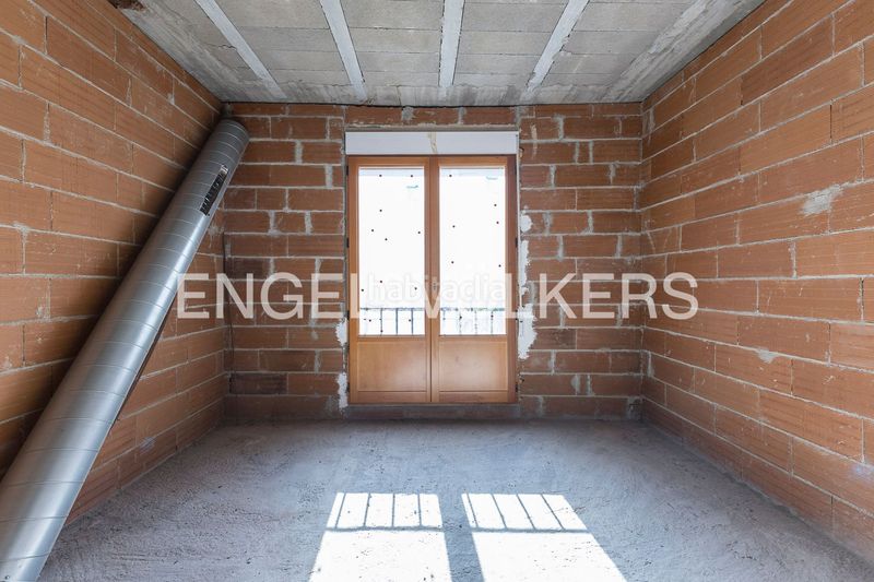 Foto 0dea5d31-1a0c-4e4d-a676-34608c944906. Casa amb calefacció a El Clot Barcelona