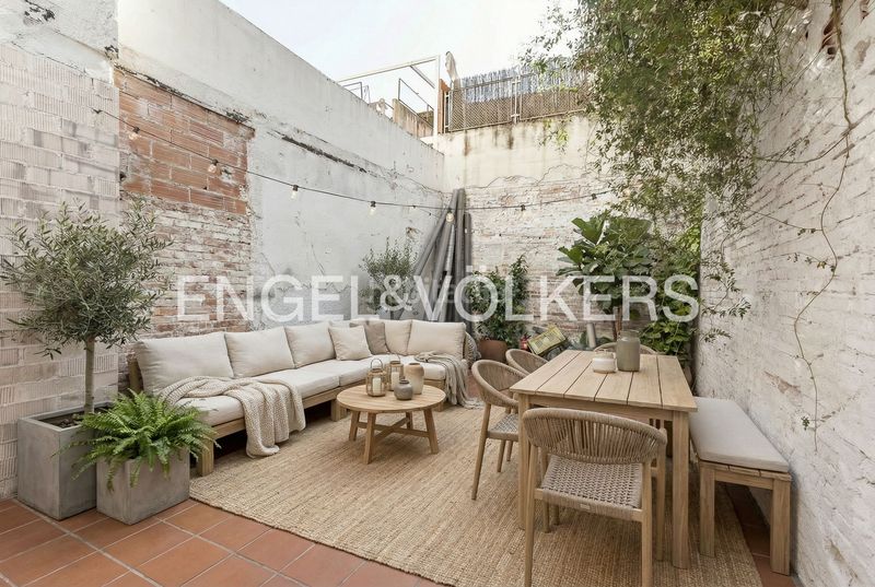 Foto 9153528d-7535-46f9-951a-969e4f7fa3a1. Casa amb calefacció a El Clot Barcelona