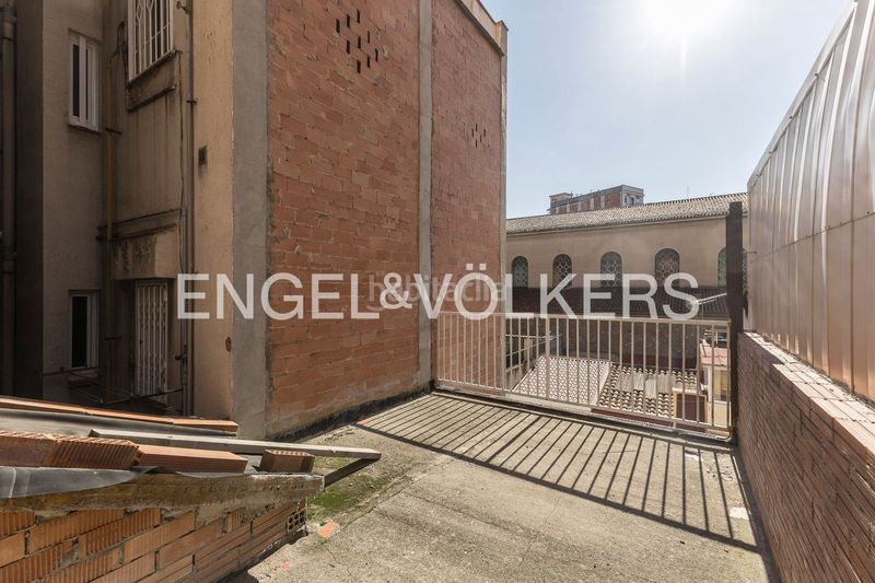 Foto a58aa81f-2fcf-4d0a-86fa-4fde4386a706. Casa amb calefacció a El Clot Barcelona