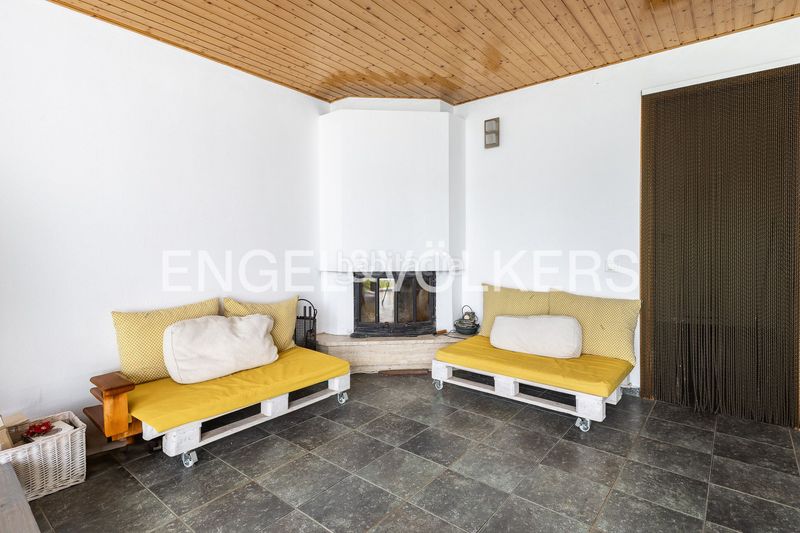 Foto aa6fa399-478b-47e2-8047-026d3380fd8d. Casa amb calefacció aparcament a Polinyà