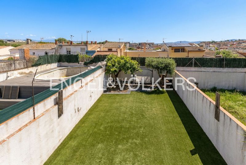 Foto f1a843d6-1b18-45db-b1f7-65a586b45018. Casa amb calefacció aparcament a Polinyà