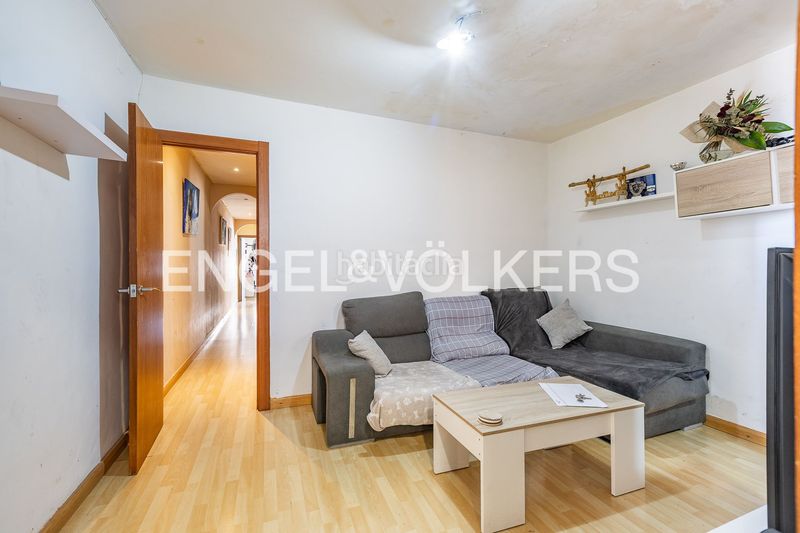 Foto db3c7253-7c56-44fb-b89c-6e41275da930. Pis amb calefacció a Creu Alta Sabadell