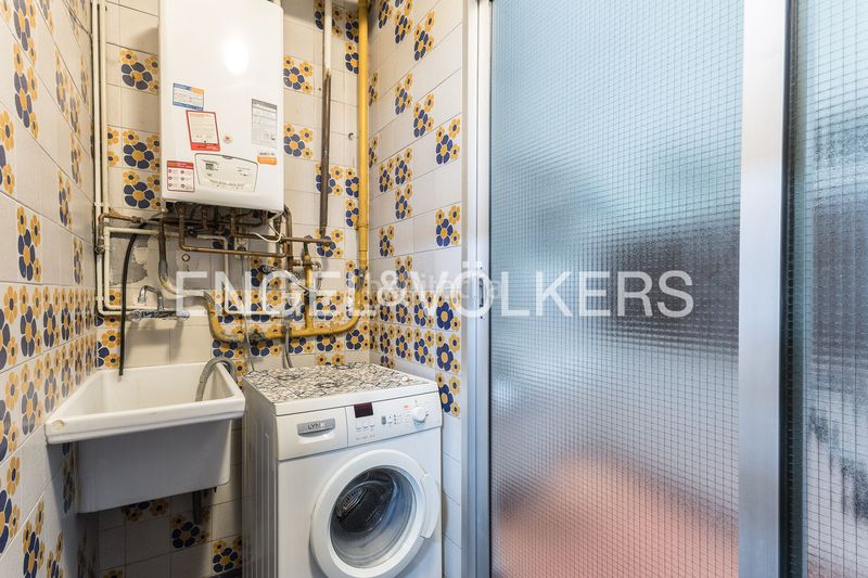 Foto 59829565-f668-4c79-8d5e-2028e55e9f4a. Pis amb calefacció a Sant Antoni Barcelona
