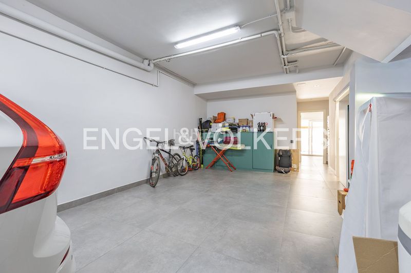 Foto d79a1182-128b-47e7-ab2a-7b30a3b96110. Casa amb calefacció aparcament piscina a Centre Sabadell