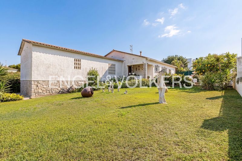 Foto 0ac777c0-7c59-4105-a22e-a77cbd06eb55. Casa amb calefacció aparcament piscina a Mas Trader-Corral d´En Tort-Corral d´En Cona Cubelles